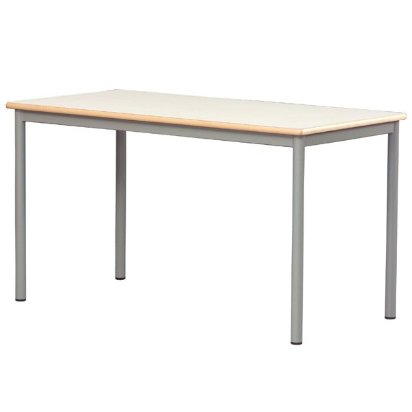 Mesa Q3 com tampo rectangular de madeira clara e pernas metálicas cinzentas.