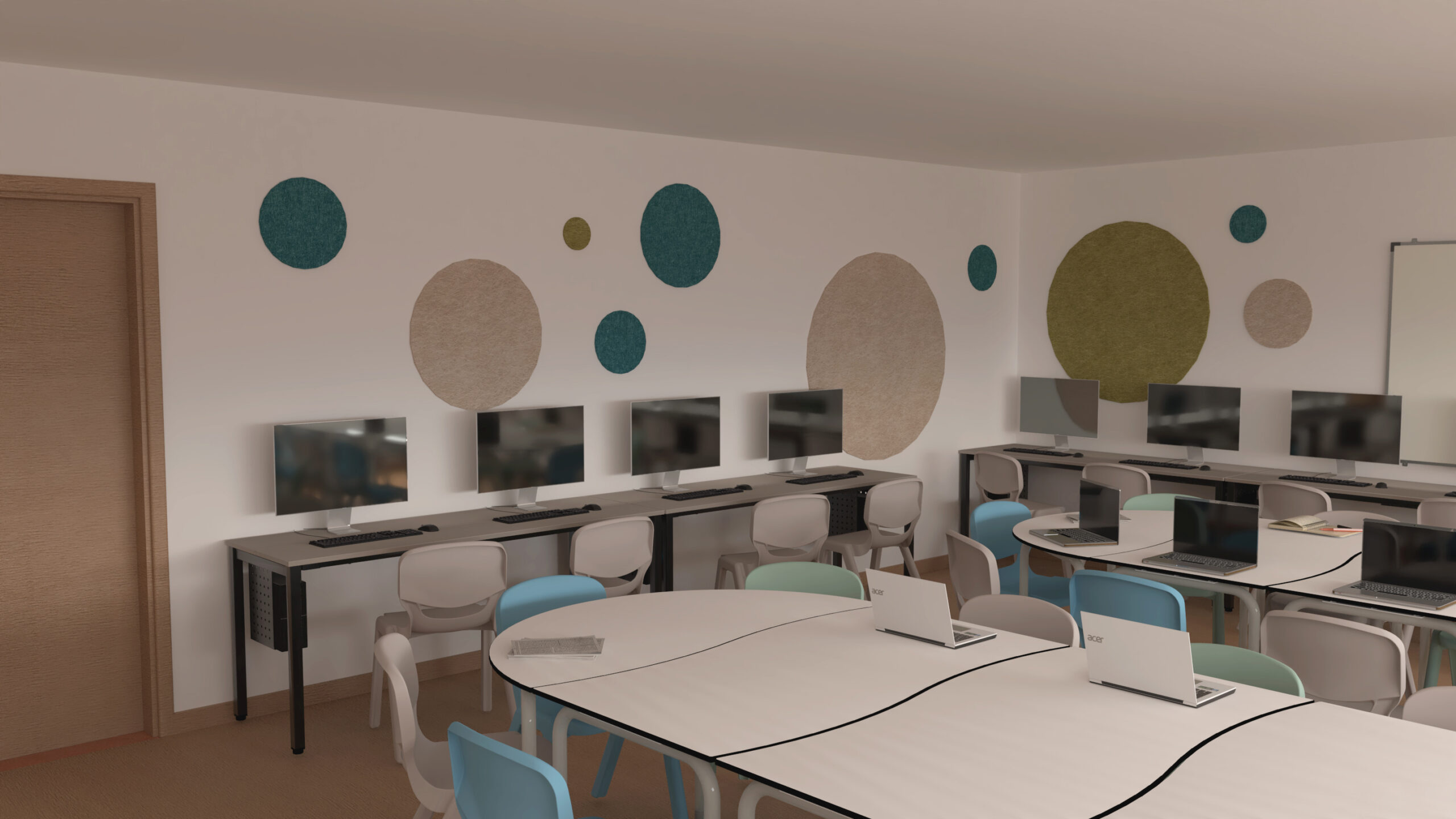 Sala com mesas, computadores, cadeiras azuis-claras e brancas e painéis redondos na parede.